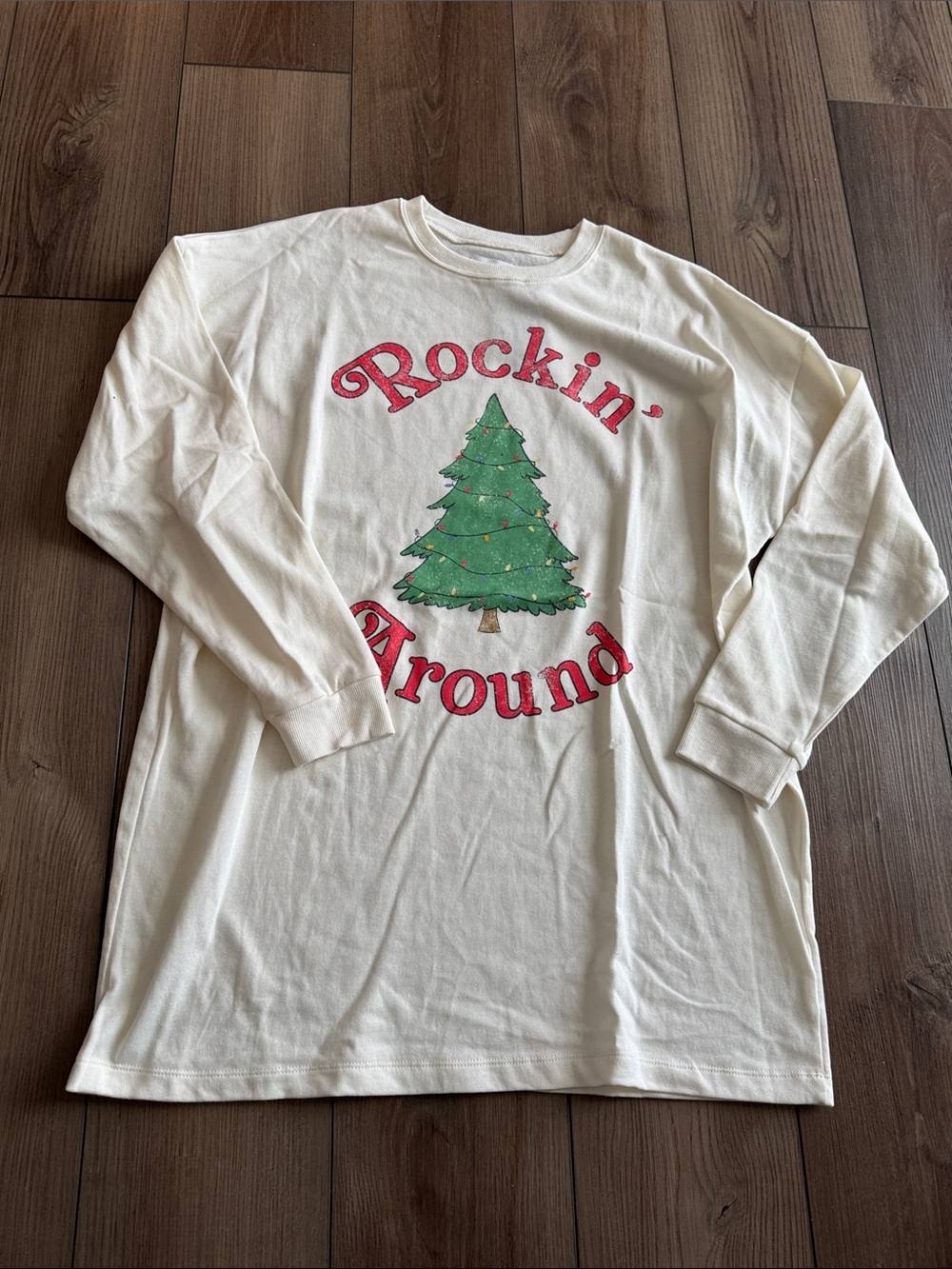 *NWT Long-Sleeve 'Rockin' Around' Christmas Tree T-Shirt Dress